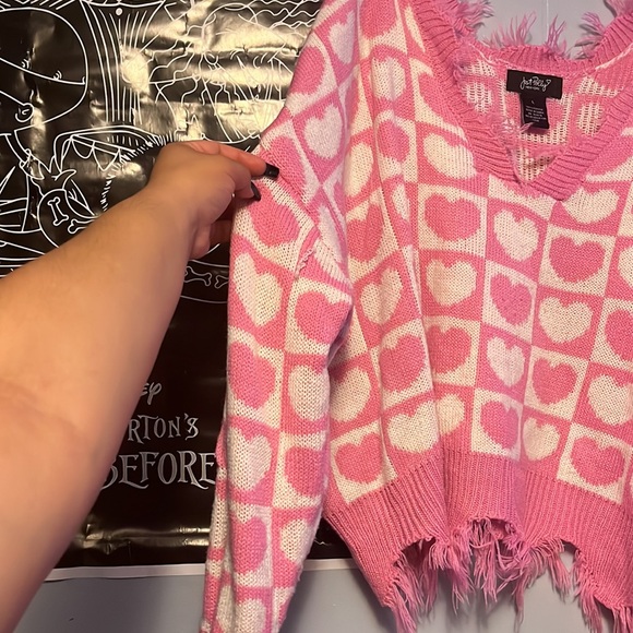 Long sleeve hearts sweater - Picture 3 of 4